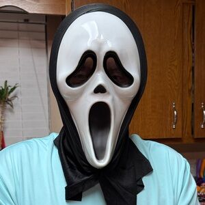 Scream Movie Mask